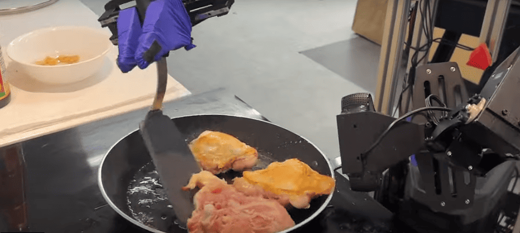Cheap Robo-chef Autonomously Cooks A Three-course Asian Menu, Cleans Up After Itself