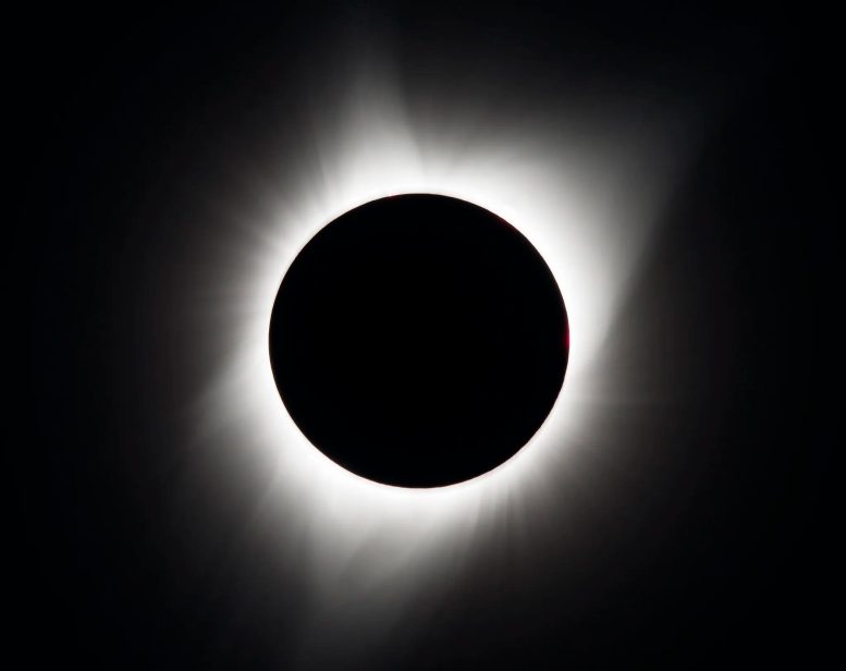 Total Solar Eclipse 2017 Madras, Oregon - 2024 Total Solar Eclipse: Broader Path, Longer Totality, And Increased Solar Activity