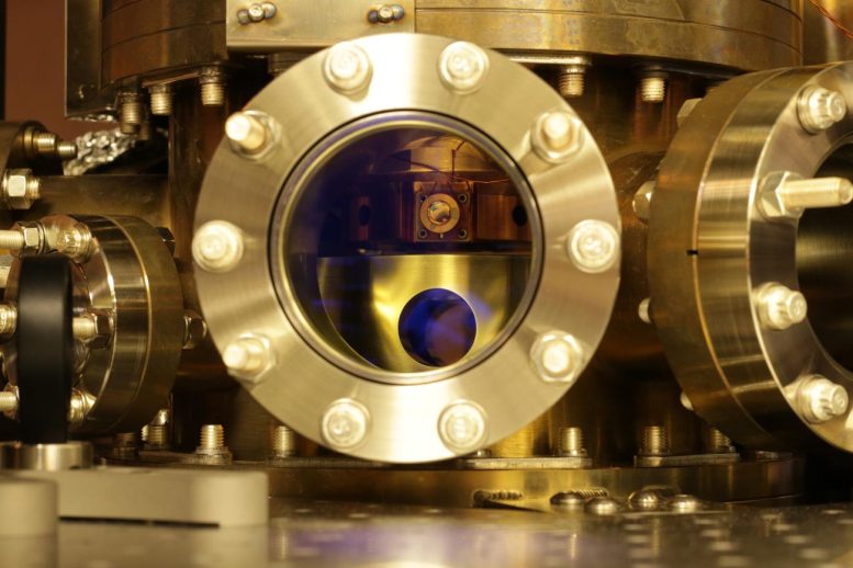 Atomic Clock Setup With Bisecting Cavity - Atomic Clocks Surpass Fundamental Precision Limits Through Quantum Entanglement