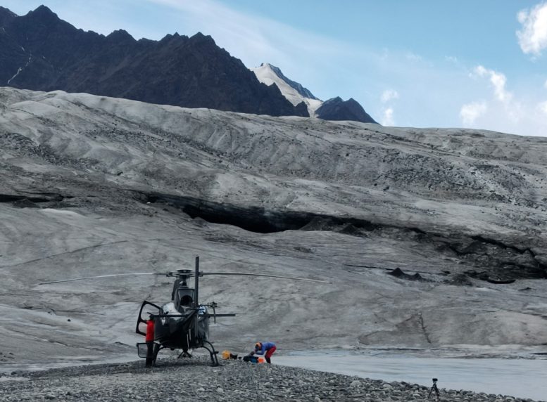 Sarah Elise Sapper Guides Helicopter Glacier - “Much More Widespread Than We Thought” – Unexpected Methane Emissions Challenge Climate Change Models