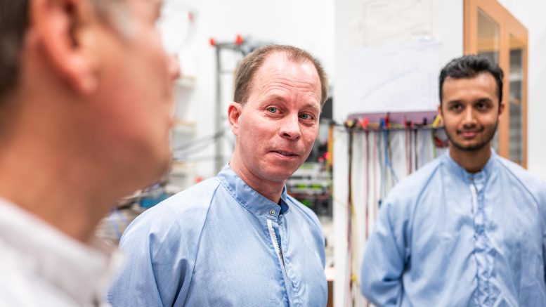 Fredrik Eriksson and Anton Zubayer - Unlocking The Inner Secrets Of Matter With Next-Generation Neutron Mirrors