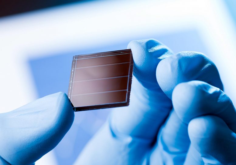 Solar Cell Research - 23.64% Efficiency – Scientists Set New World Record For CIGS Solar Cells