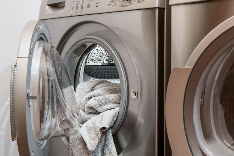 Laundry Machine - Unseen Hazard: The Invisible World Of Plastics And Oligomers In Your Laundry