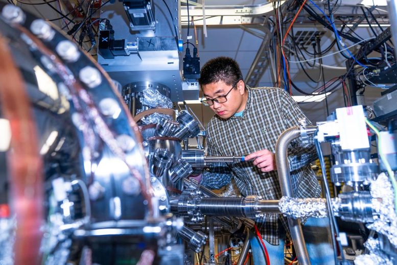 Han Wu and Lei Chen - Quantum Leap: Rice Physicists Unlock Flash-Like Memory For Future Qubits