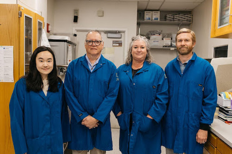 Esther Mak, Jonathan Zehr, Kendra Turk Kubo and Tyler Coale - A Decades-Long Mystery – Discovery Of “Nitroplast” Challenges Modern Textbooks