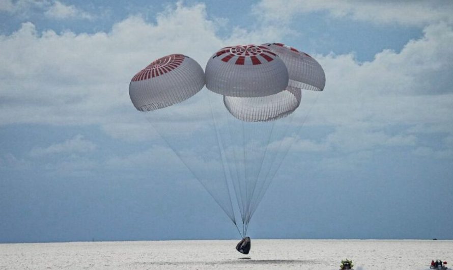 SpaceX capsule returns to Earth with all-civilian orbital crew
