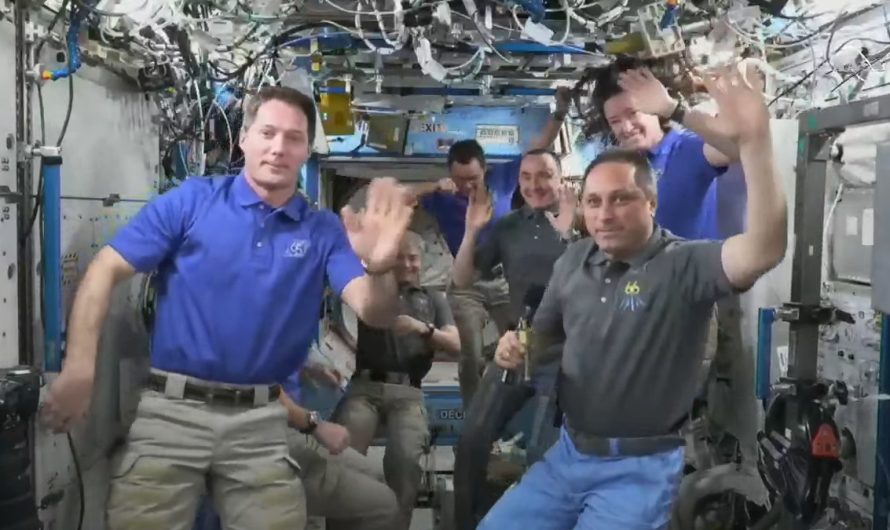 SpaceX’s Crew-2 and Crew-3 astronaut missions for NASA: Live updates