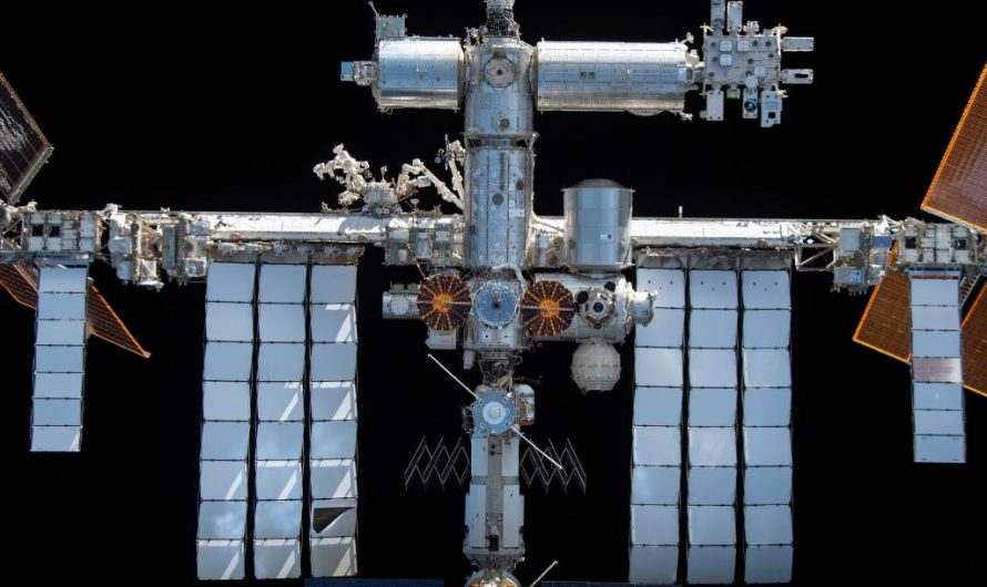 Astronauts Took A Fly-around of the International Space Station. Here are Their Stunning Pictures