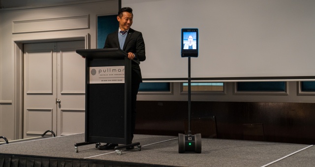 Pullman Brisbane introduces ‘iRoller’ robot for hybrid meetings